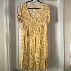 Beautiful yellow and white flowered dress